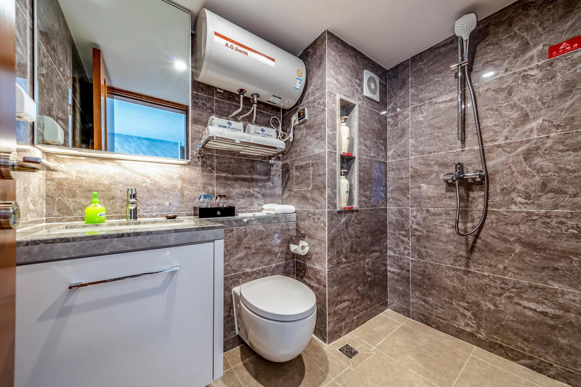 Boruisi Plaza Residence Apartment - Shenzhen Futian Convention & Exhibition Center מראה חיצוני תמונה
